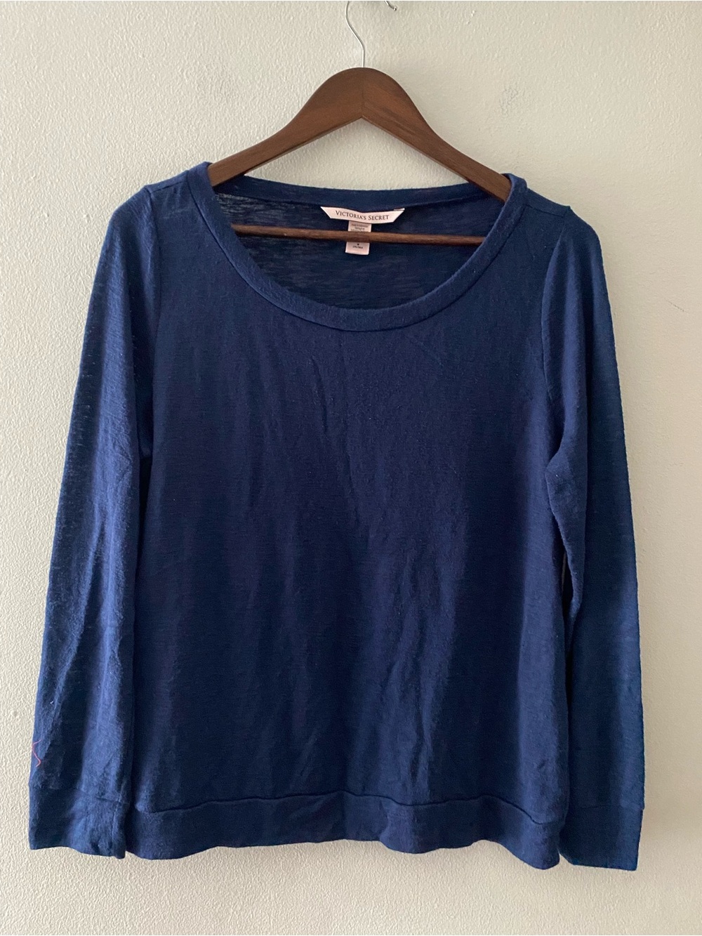 Victoria’s Secret Lightweight Long Sleeve Top Navy Blue Relaxed Fit